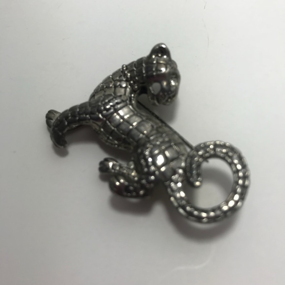💁🏻‍♀️3/10$ Vintage Panther Pin Brooch Silver - Picture 3 of 6